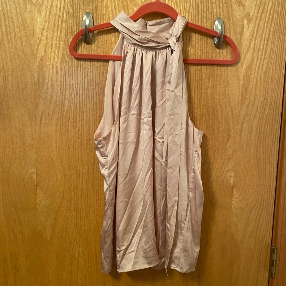Large light pink White House black market draped halter top - Picture 1 of 4